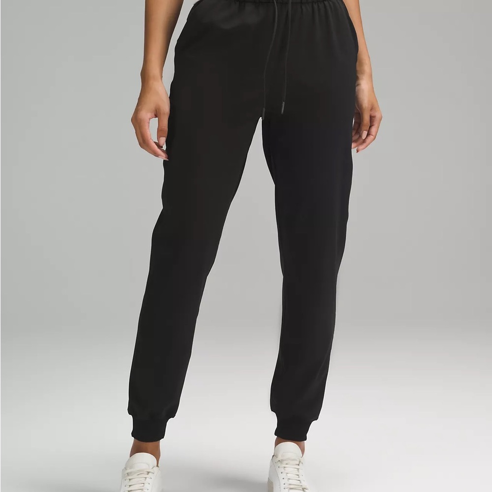 LuluLemon Black Stretch High-Rise Jogger Full Length Sz: 6